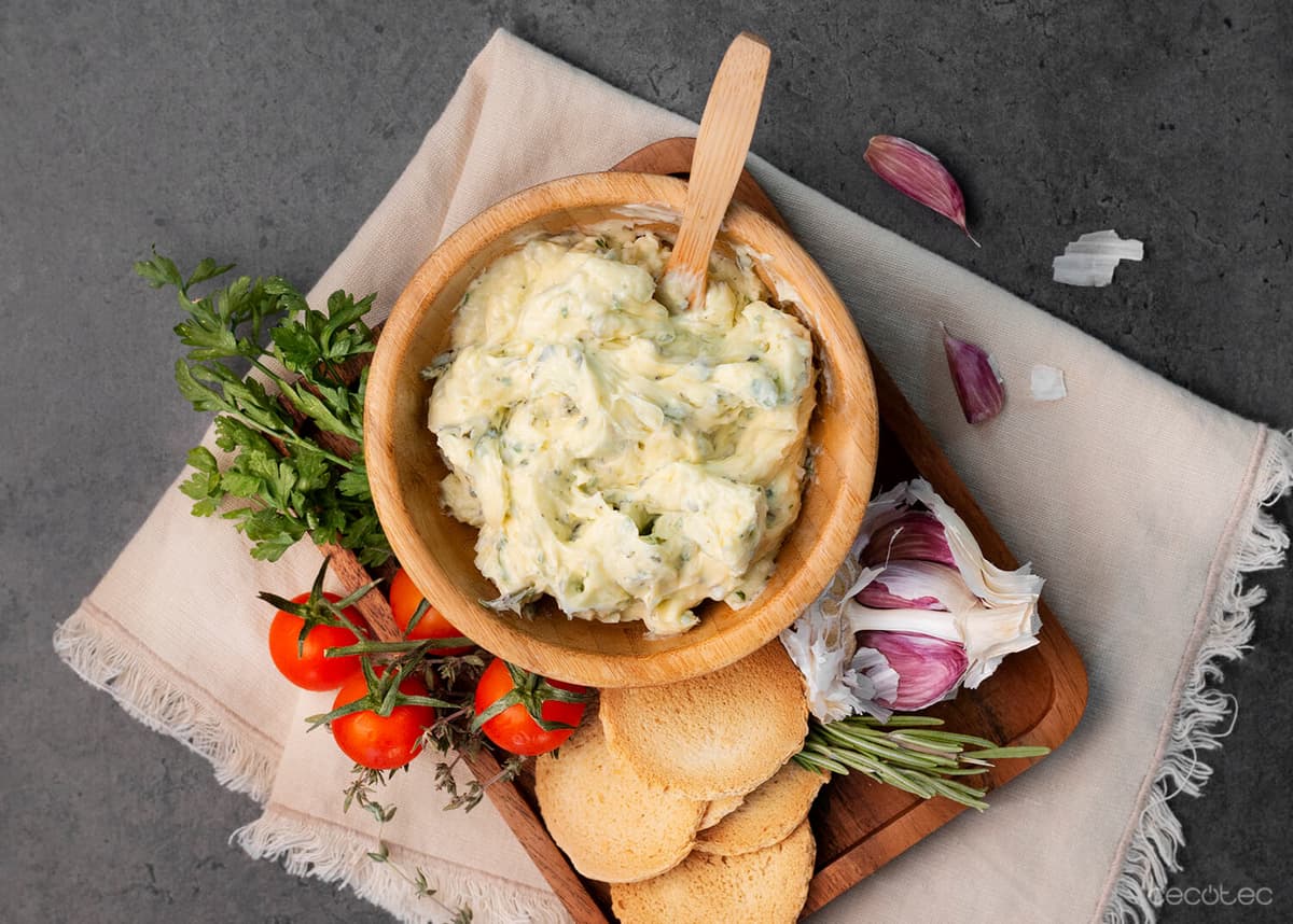 Mantequilla de hierbas en Mambo