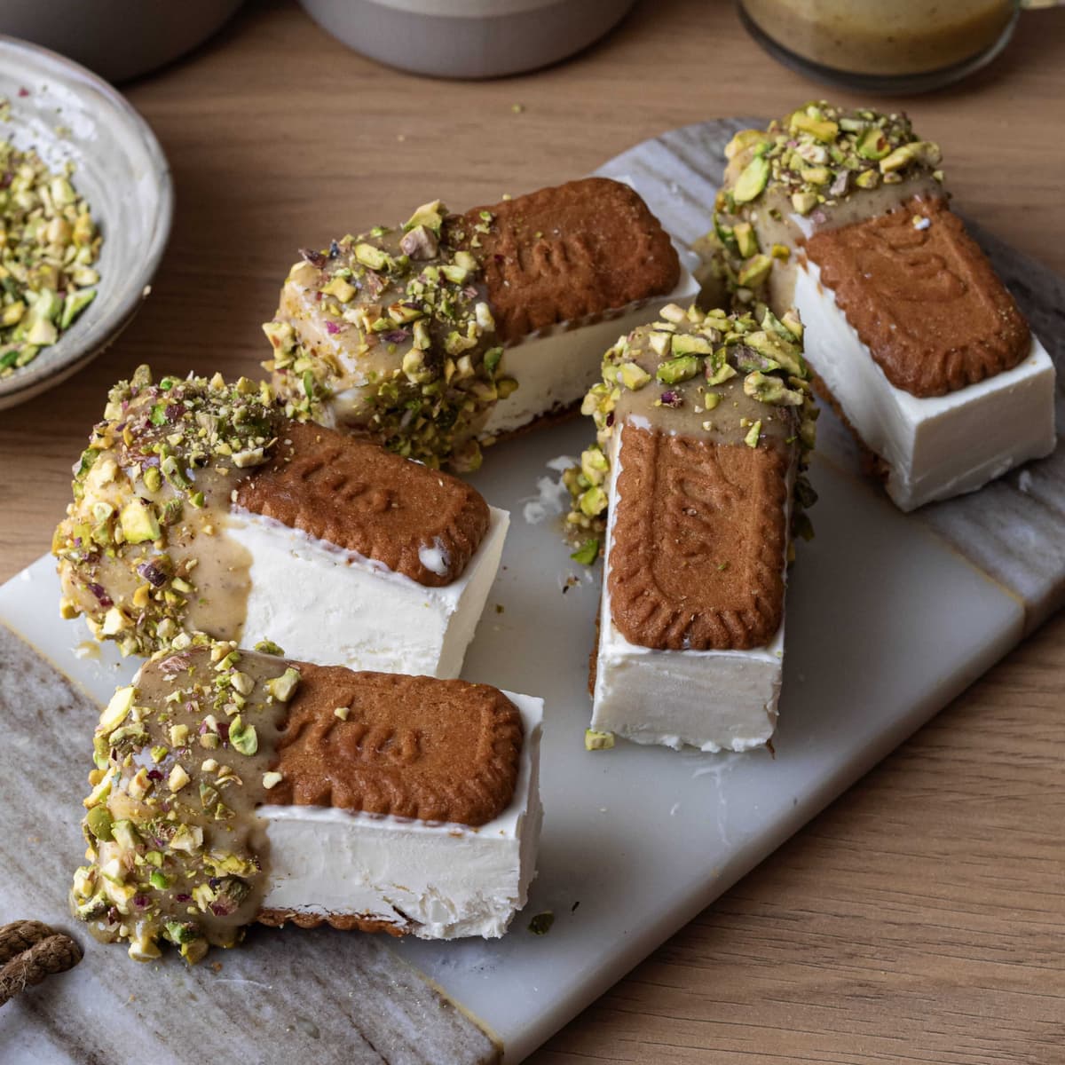 Sandwiches de Lotus con pistacho en Mambo