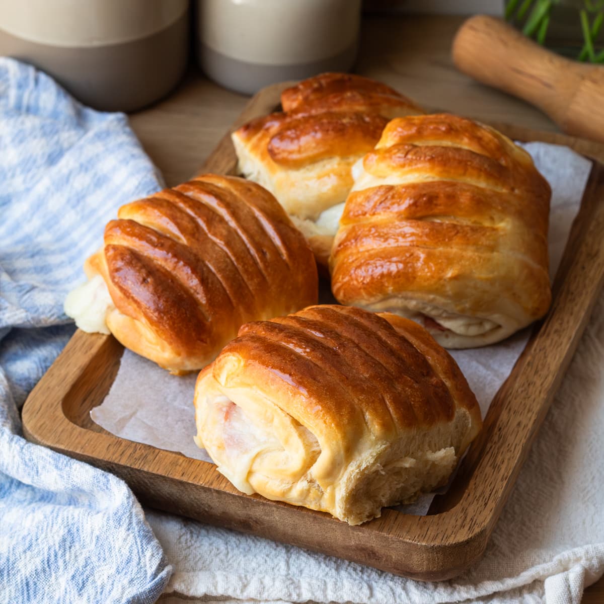 Brioches rellenos de jamón york y queso en Mambo y Cecofry