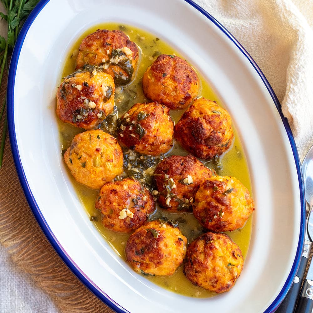 Albóndigas de salmón en salsa verde en Mambo y Cecofry
