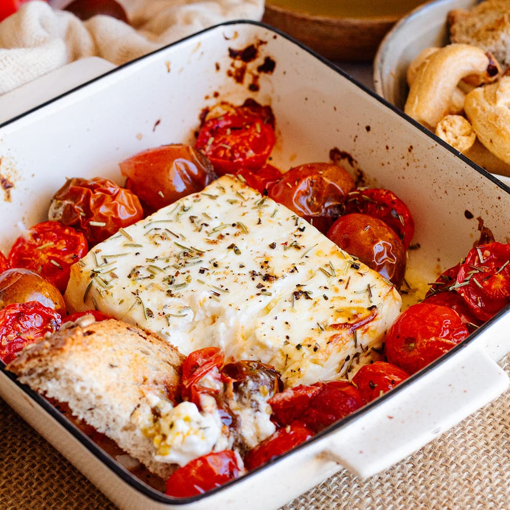 Feta al horno con tomates cherry en Cecofry
