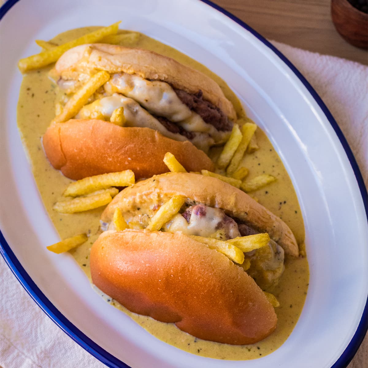 Hamburguesa Café Paris en Mambo