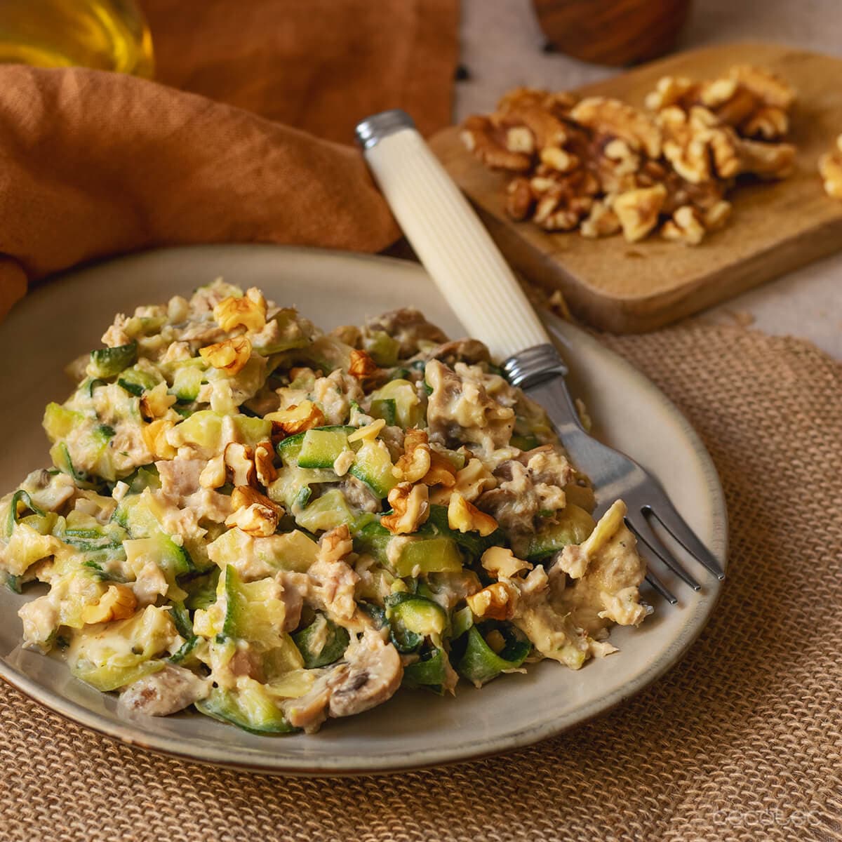 Tallarines de calabacín con champiñones y atún en Ollas GM