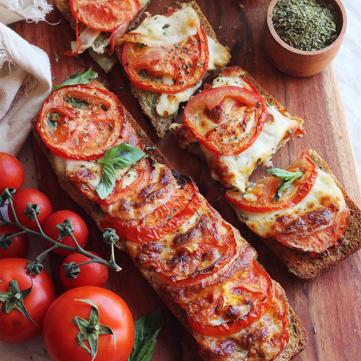 Panini caprese en Ollas GM