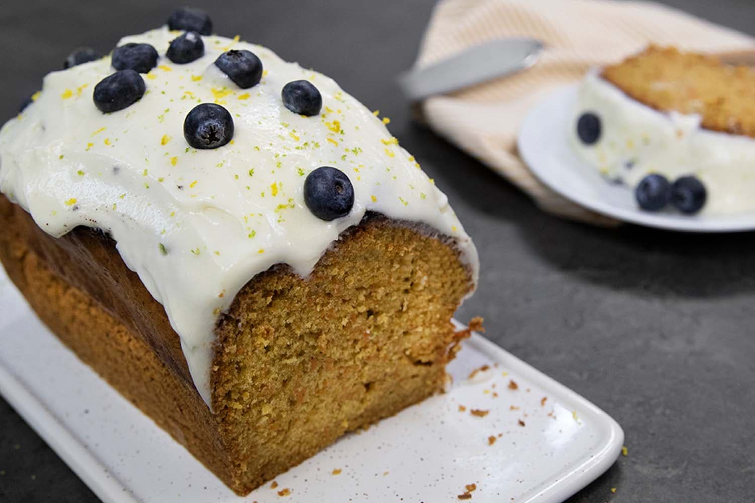 Plum cake de zanahoria en Mambo