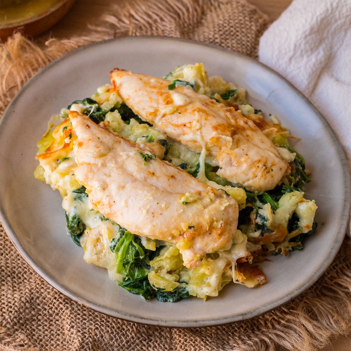 Pollo con espinacas y patatas cremosas en Olla GM