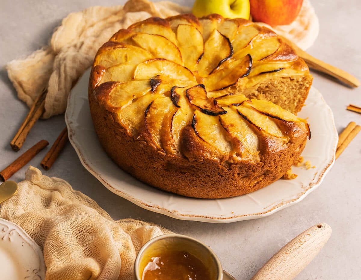 Bizcocho de manzana y yogur en Ollas GM