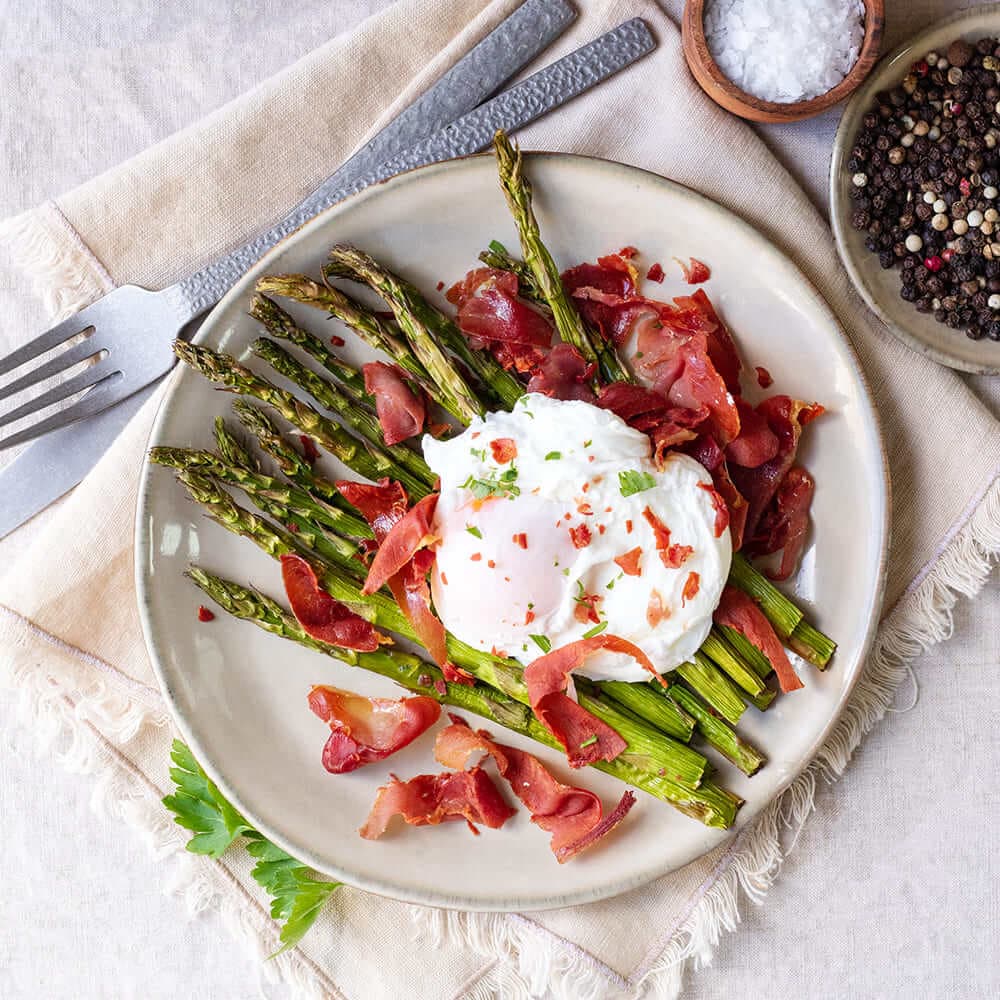 Espárragos con huevo y jamón en Cecofry