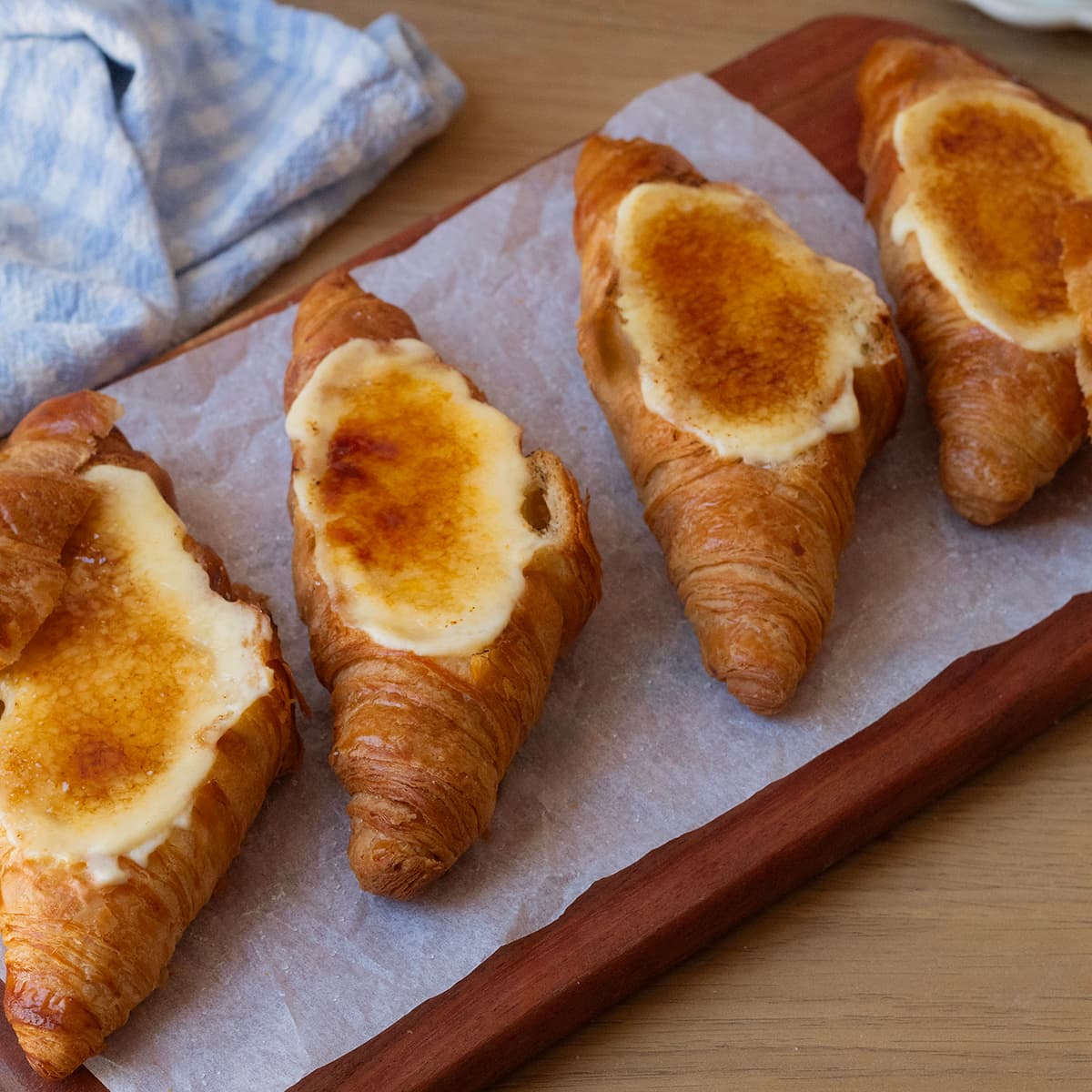 Creme brulee croissant en Mambo