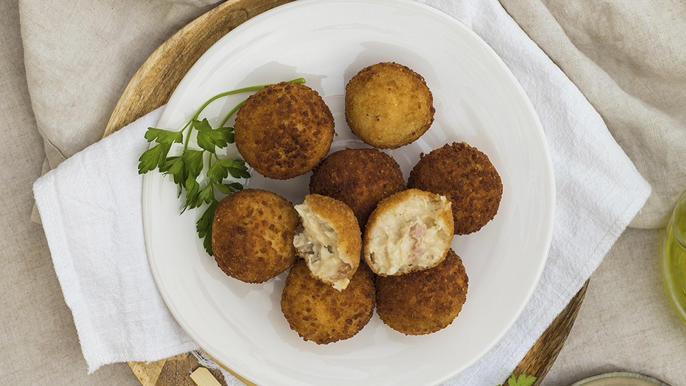 Croquetas de pollo jam n y huevo en Mambo